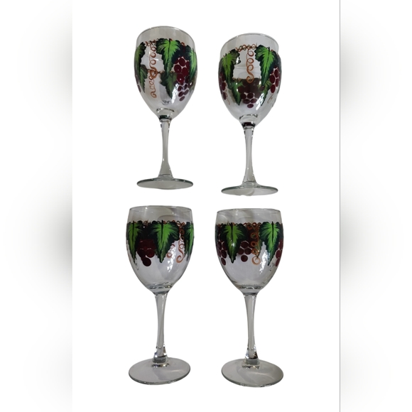 Hand painted wine glasses - Picture 1 of 2
